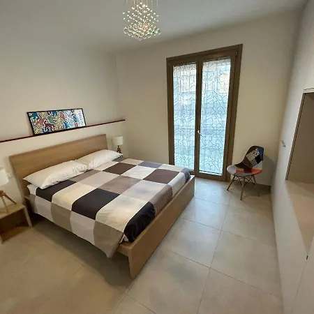 Gobetti Apartment *