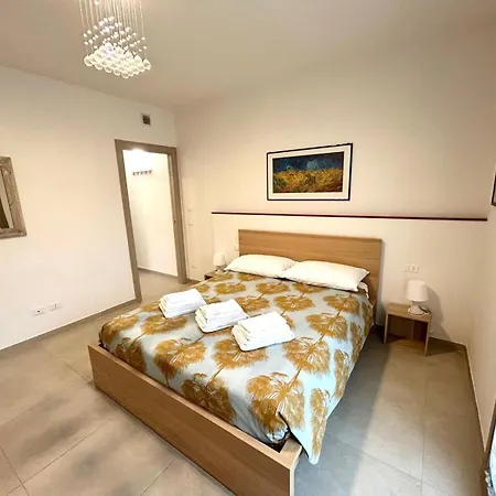 Gobetti Apartment *